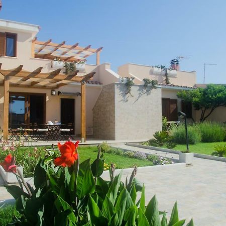 Baia Benessere B&B Eco Vegan サンタ・セヴェラ エクステリア 写真