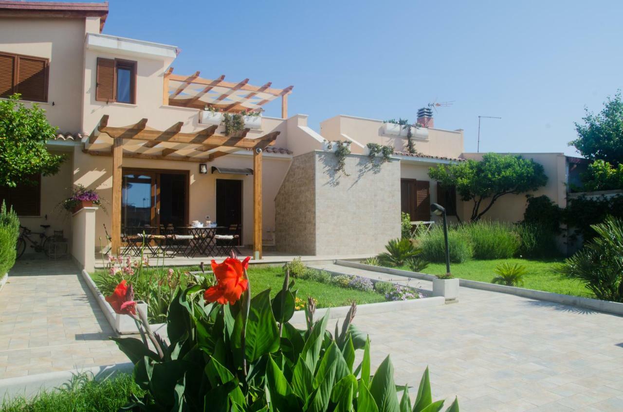 Baia Benessere B&B Eco Vegan サンタ・セヴェラ エクステリア 写真