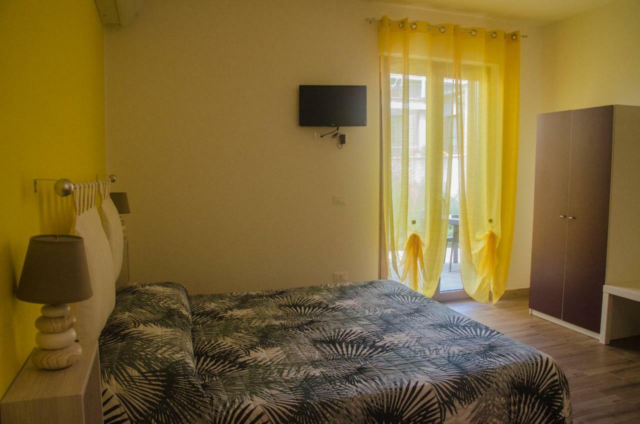 Baia Benessere B&B Eco Vegan サンタ・セヴェラ エクステリア 写真